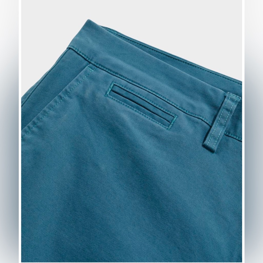 NWT Vineyard Vines Classic Chinos - Picture 3 of 8